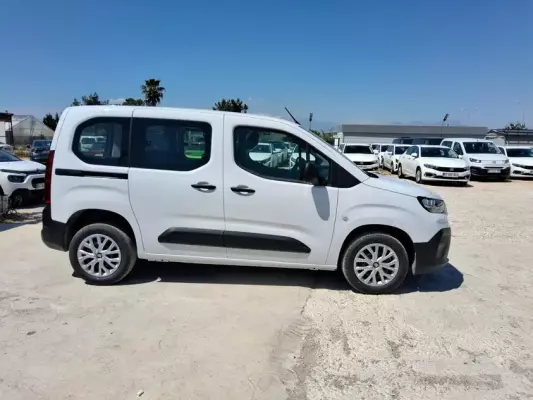 Fiat Doblo for rent in Dalaman