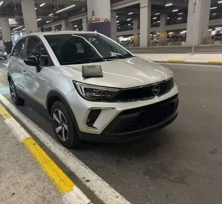 Opel Crossland for rent in Istanbul
