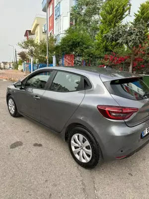 Renault Clio for rent in Burdur