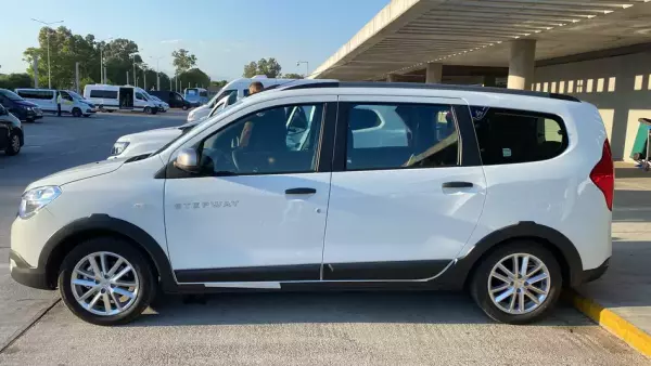 Dacia Lodgy Stepway for rent in Antalya