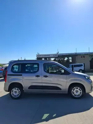 Opel Combo for rent in Turgutreis