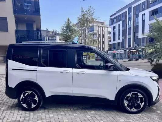 Ford Tourneo Courier for rent in Sorgun