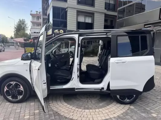 Ford Tourneo Courier for rent in Sorgun