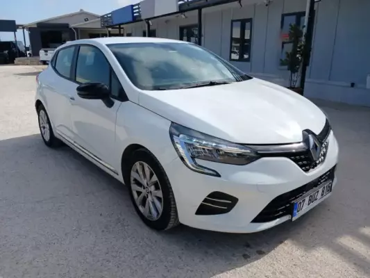Renault Clio for rent in Istanbul