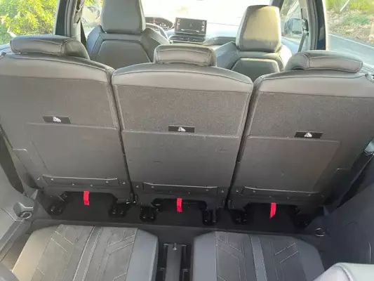 Peugeot 5008 for rent in Akcaabat