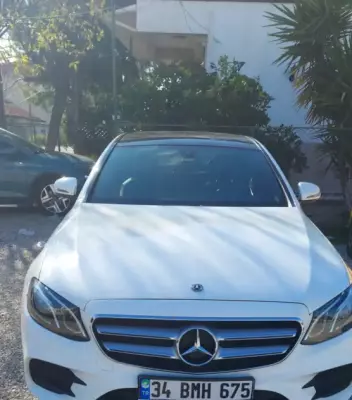 Mercedes E180 for rent in Istanbul