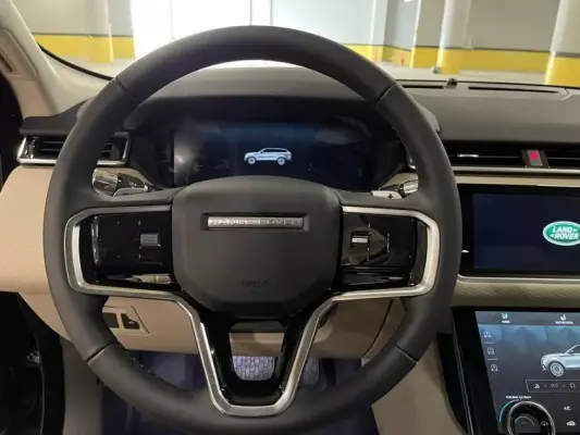 Range Rover Velar for rent in Istanbul