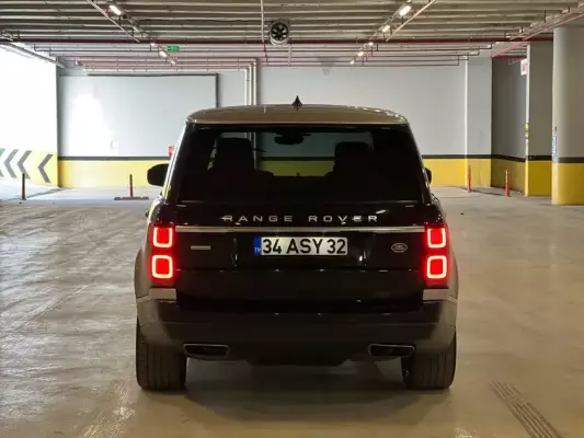 Range Rover Vogue for rent in Istanbul