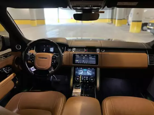 Range Rover Vogue for rent in Istanbul