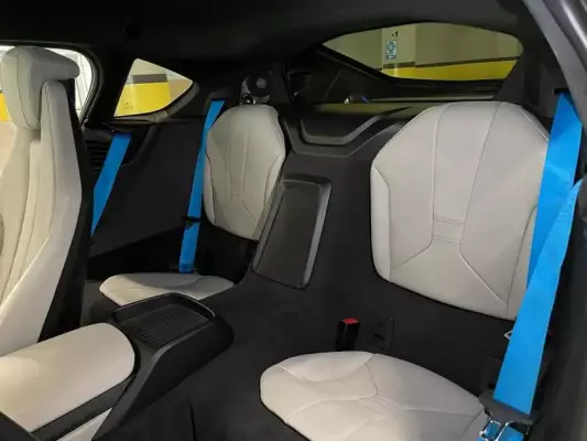 BMW i8 for rent in Istanbul