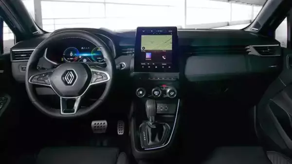 U&ccedil;hisar'da kiralık Renault Clio