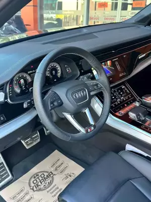 Audi Q7 for rent in Istanbul