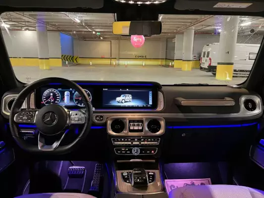 Mercedes G400 for rent in Istanbul