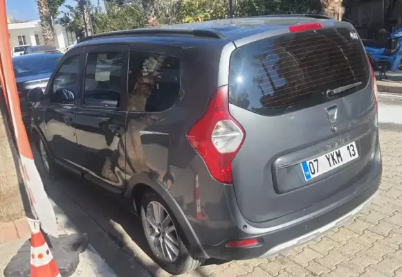 Dacia Lodgy for rent in Belek