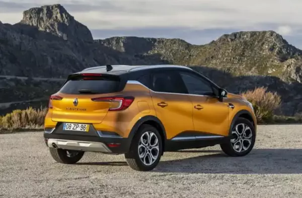Renault Captur for rent in Antalya