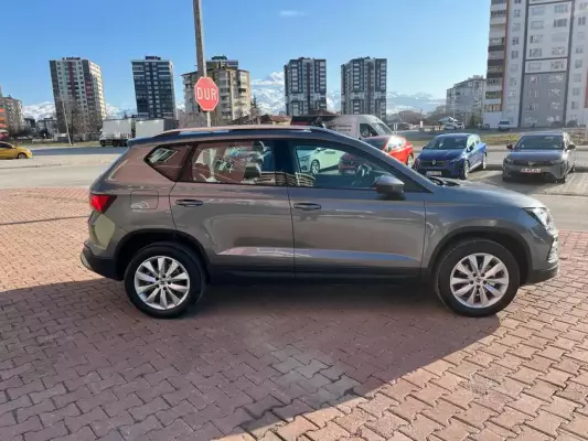 Seat Ateca for rent in Turkey