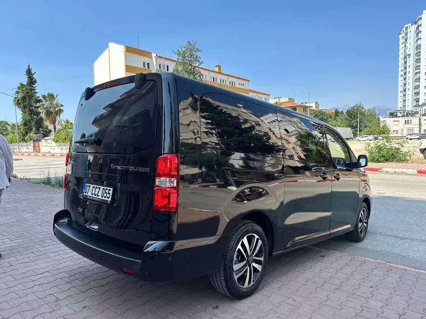 Citroen SpaceTourer for rent in Istanbul