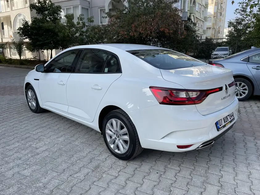 Renault Megane for rent in Korkuteli