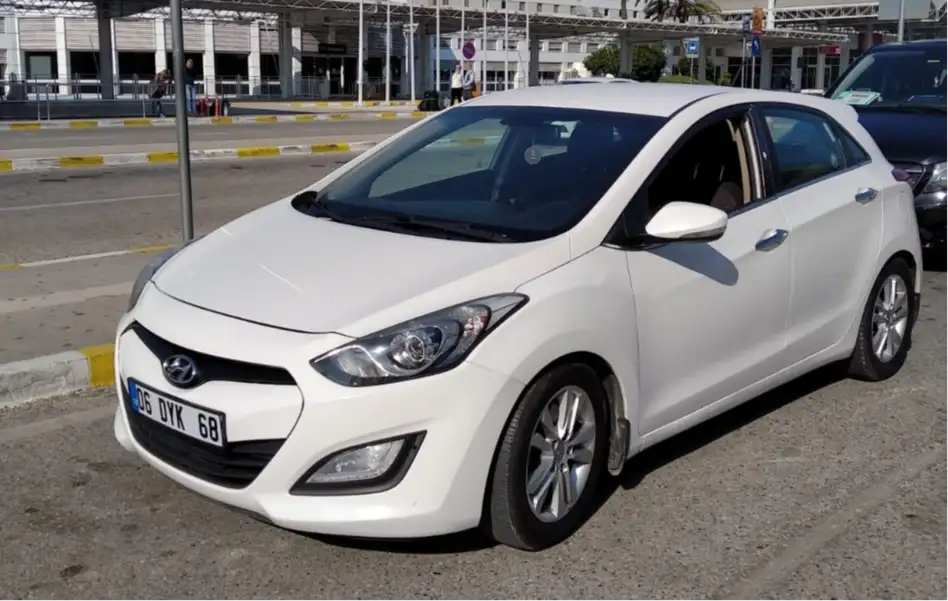Hyundai i30 for rent in Istanbul