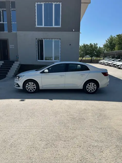 Renault Megane for rent in Uchisar