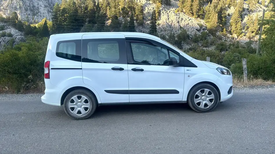 Anamur'da kiralık Ford Tourneo Courier