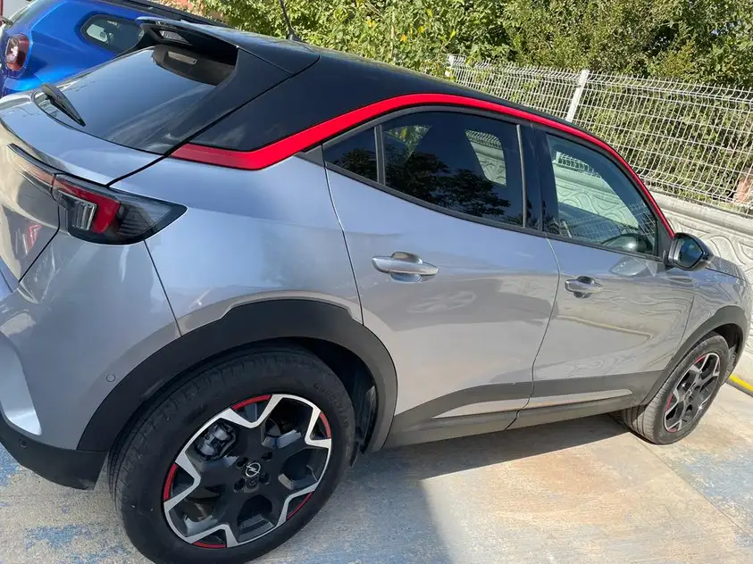 Dikili'de kiralık Opel Mokka