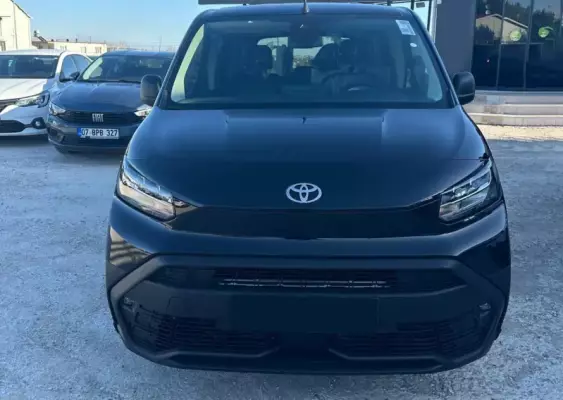 Toyota ProAce City for rent in Alanya