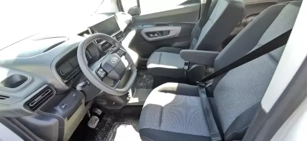 Toyota ProAce City for rent in Istanbul