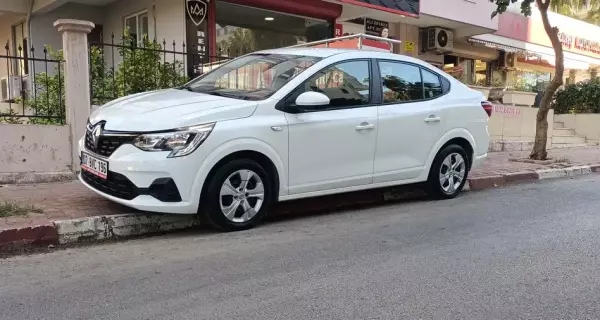 Renault Taliant for rent in Istanbul
