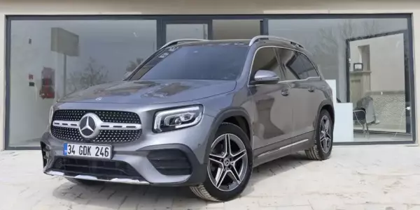 Mercedes GLB 200 for rent in Istanbul