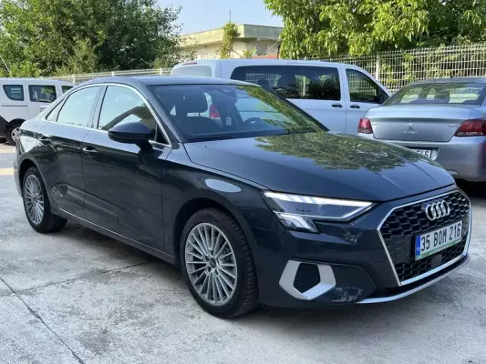 Dikili'de kiralık Audi A3