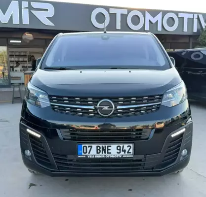 Opel Zafira for rent in Urgup
