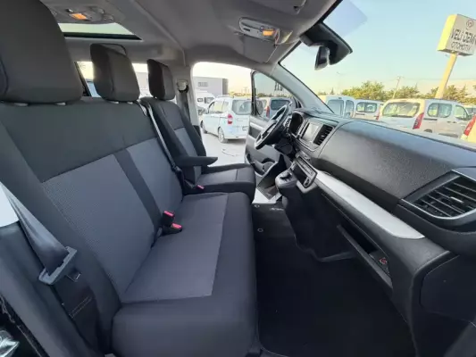 Opel Zafira for rent in Urgup