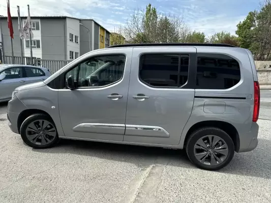 Toyota ProAce City for rent in Gebze