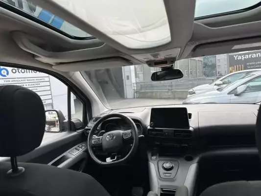 Toyota ProAce City for rent in Gebze