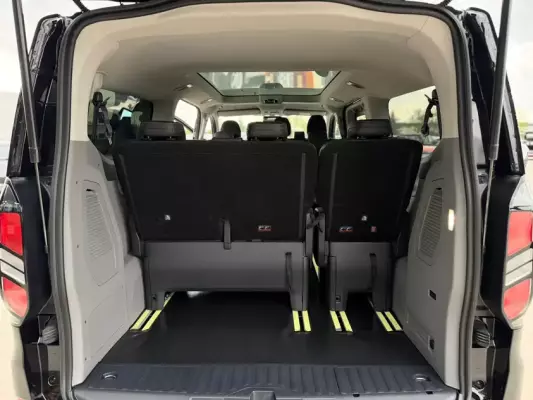 G&ouml;reme'de kiralık Ford Tourneo Custom