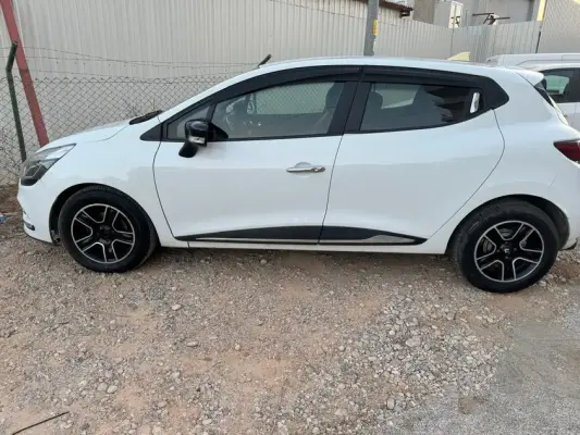 Renault Clio for rent in Istanbul