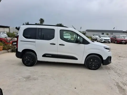 Citroen Berlingo for rent in Alanya