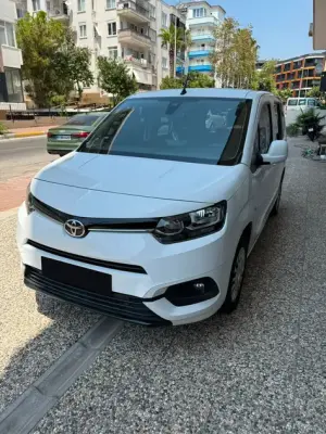 Toyota ProAce City for rent in Silifke