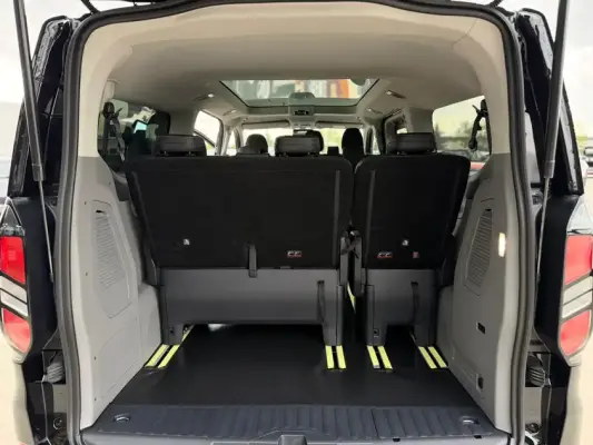 G&ouml;reme'de kiralık Ford Tourneo Custom