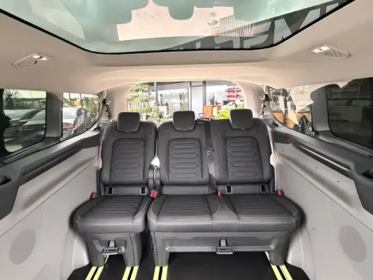 G&ouml;reme'de kiralık Ford Tourneo Custom