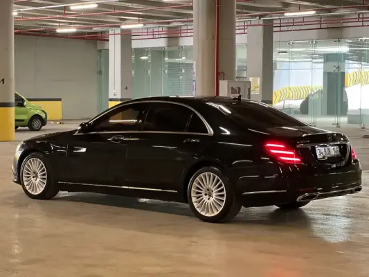 Mercedes S400 for rent in Istanbul