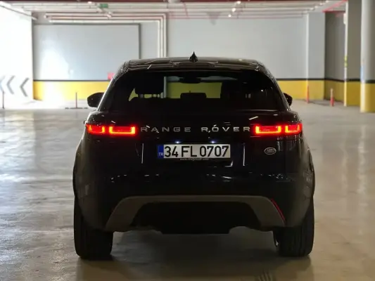 Range Rover Velar for rent in Istanbul