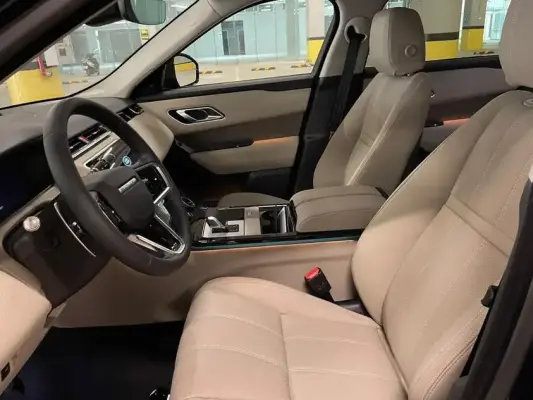 Range Rover Velar for rent in Istanbul