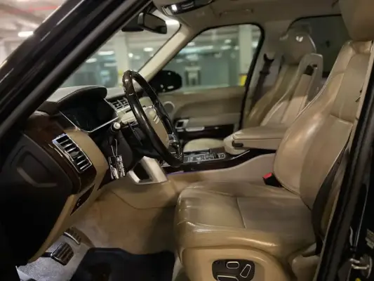 Range Rover Vogue for rent in Istanbul