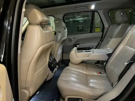 Range Rover Vogue for rent in Istanbul