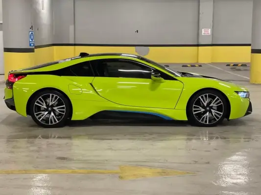 BMW i8 for rent in Istanbul