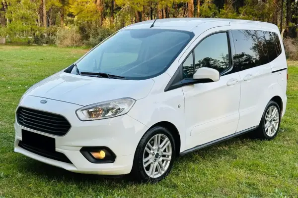 Ford Tourneo Courier for rent in Alanya