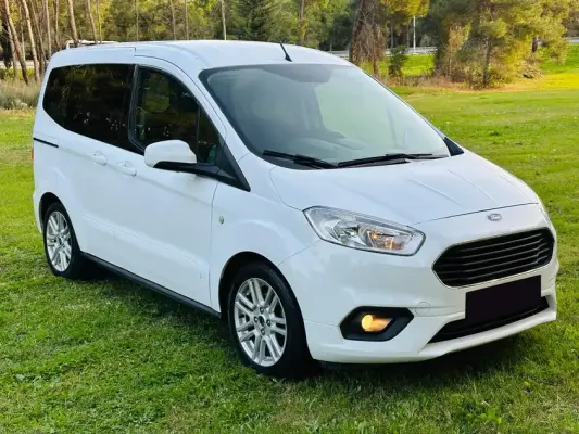 Ford Tourneo Courier for rent in Fethiye