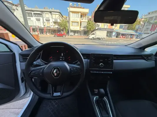 Renault Clio for rent in Beldibi